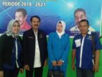 Dua wartawan dari Surat Kabar Harapan Rakyat dikukuhkan sebagai pengurus PWI Kab Takalar, yakni Abd Kadir dan Kartia Mappatunru, SH.