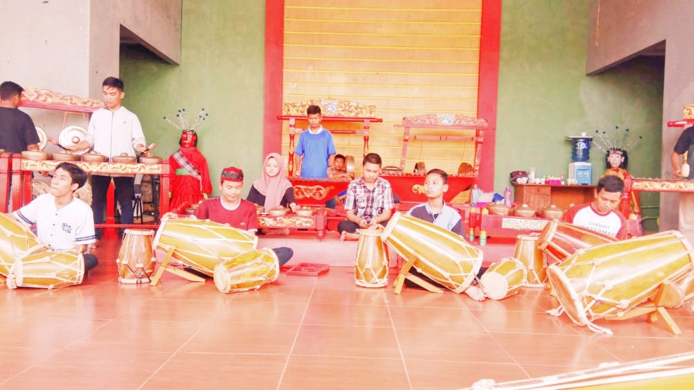Sudis Kebudayaan Jakarta Barat Sudis Kebudayaan Jakarta Barat