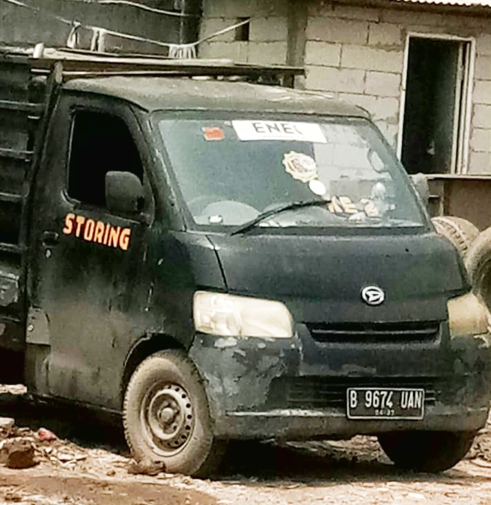 Mobil Pickup berisi kempu penyuplai solar Ilegal pangkalan Budi Darma.