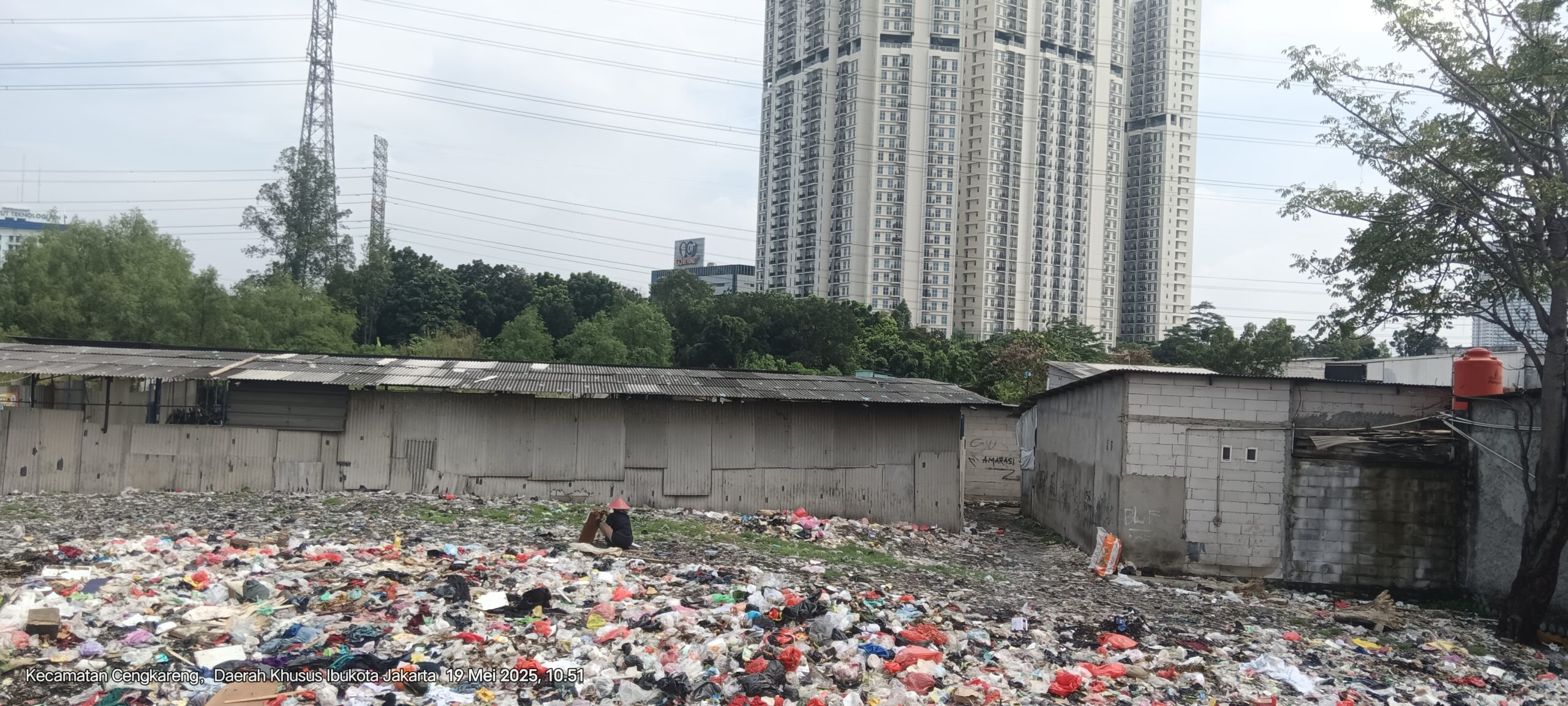Lahan 50.000 m² Milik Pemprov DKI, Dikuasai Puluhan Bangunan Ilegal.
