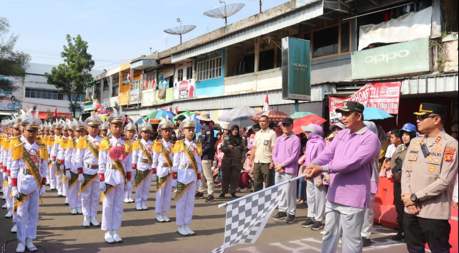 Wali Kota Pagaralam Lepas 138 Regu Lomba Gerak Jalan