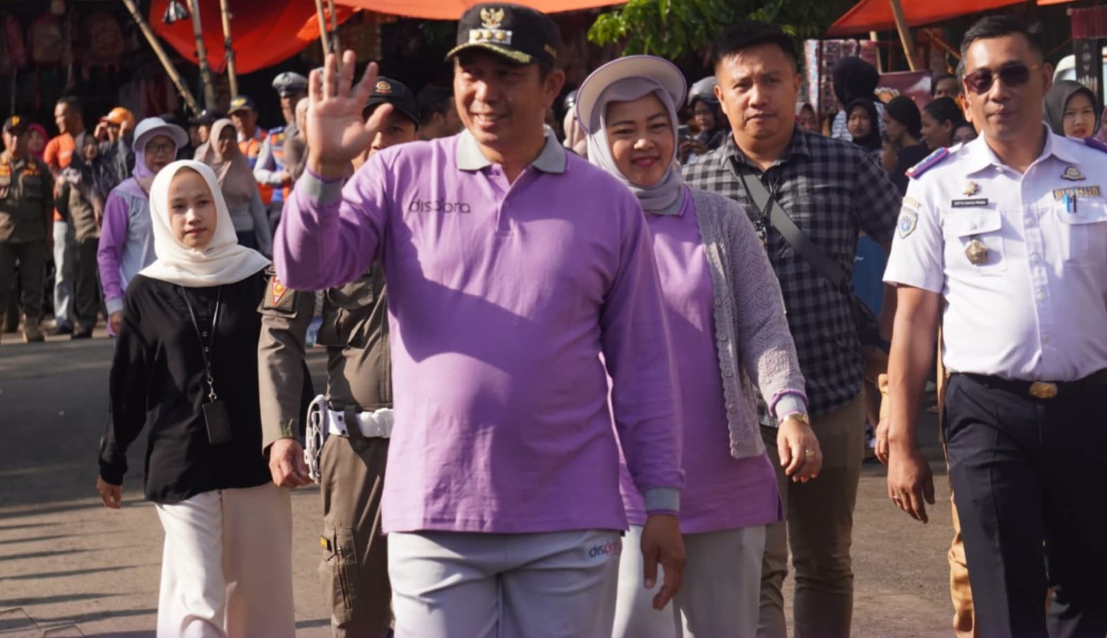 Wali Kota Pagaralam Lepas 138 Regu Lomba Gerak Jalan Wali Kota Pagaralam Lepas 138 Regu Lomba Gerak Jalan