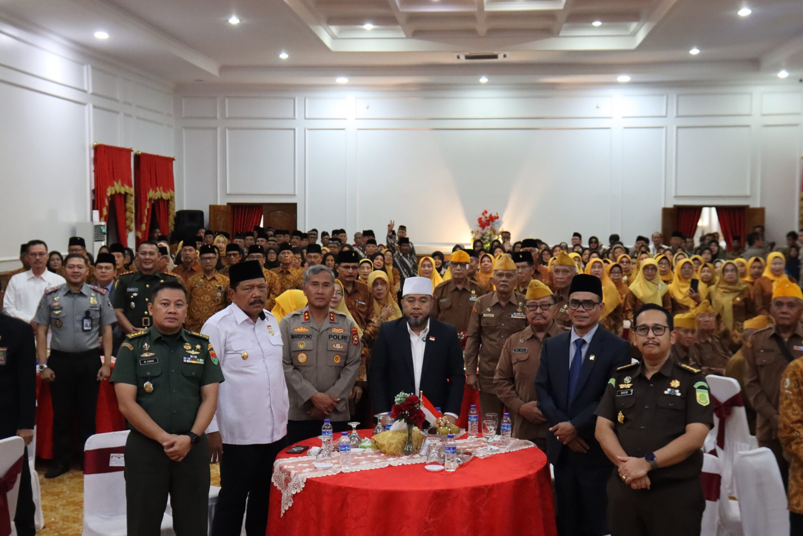 Kapolda Bengkulu menghadiri silaturahmi bersama veteran, purnawirawan, dan tokoh masyarakat,