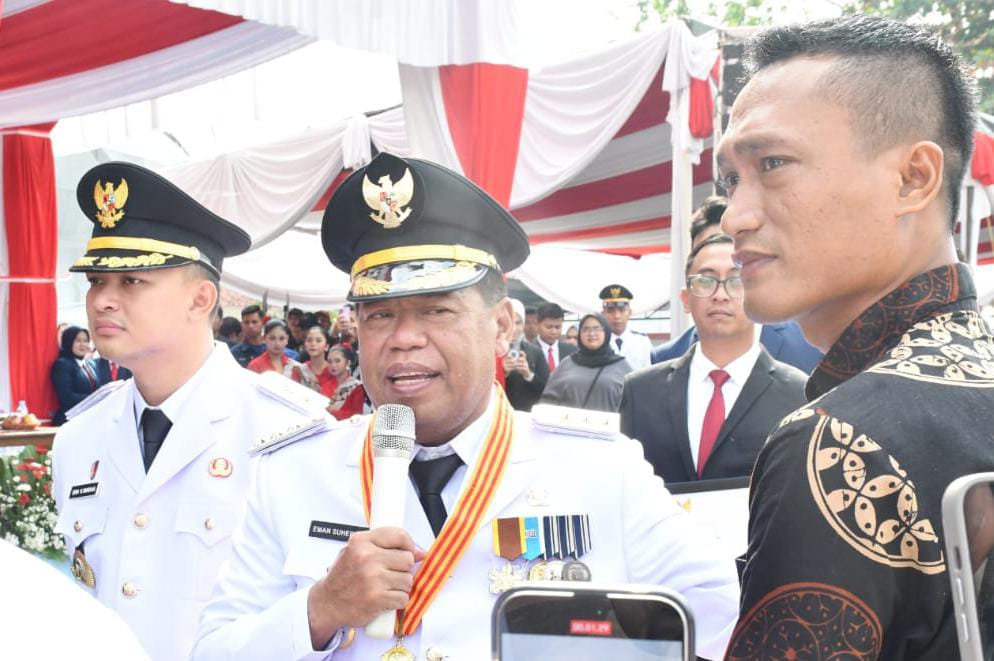 Sebanyak 430 narapidana Lapas Kelas IIB Majalengka menerima remisi HUT ke-80 RI.