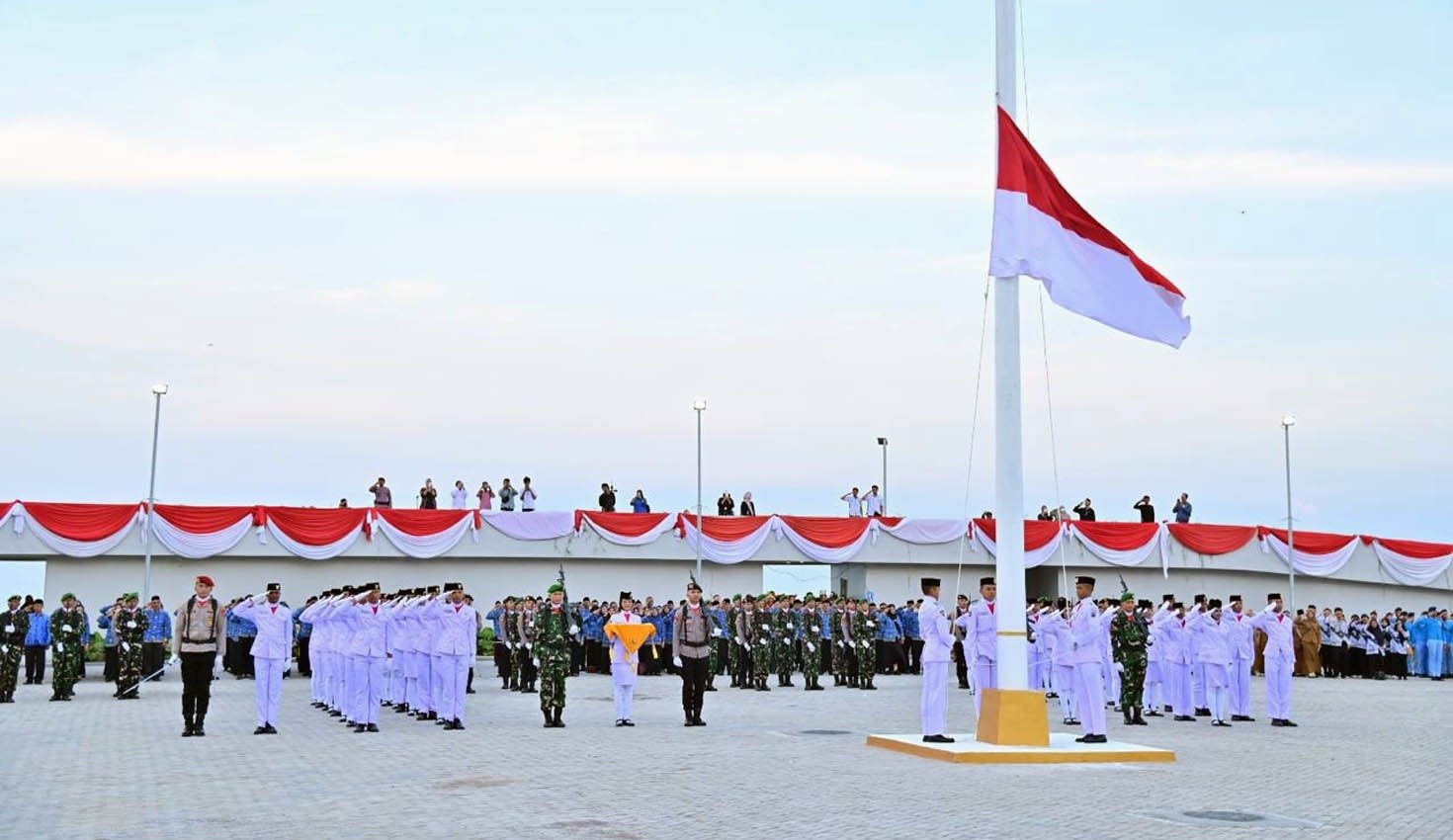 Penurunan Bendera Merah Putih Menara Siger Penurunan Bendera Merah Putih Menara Siger