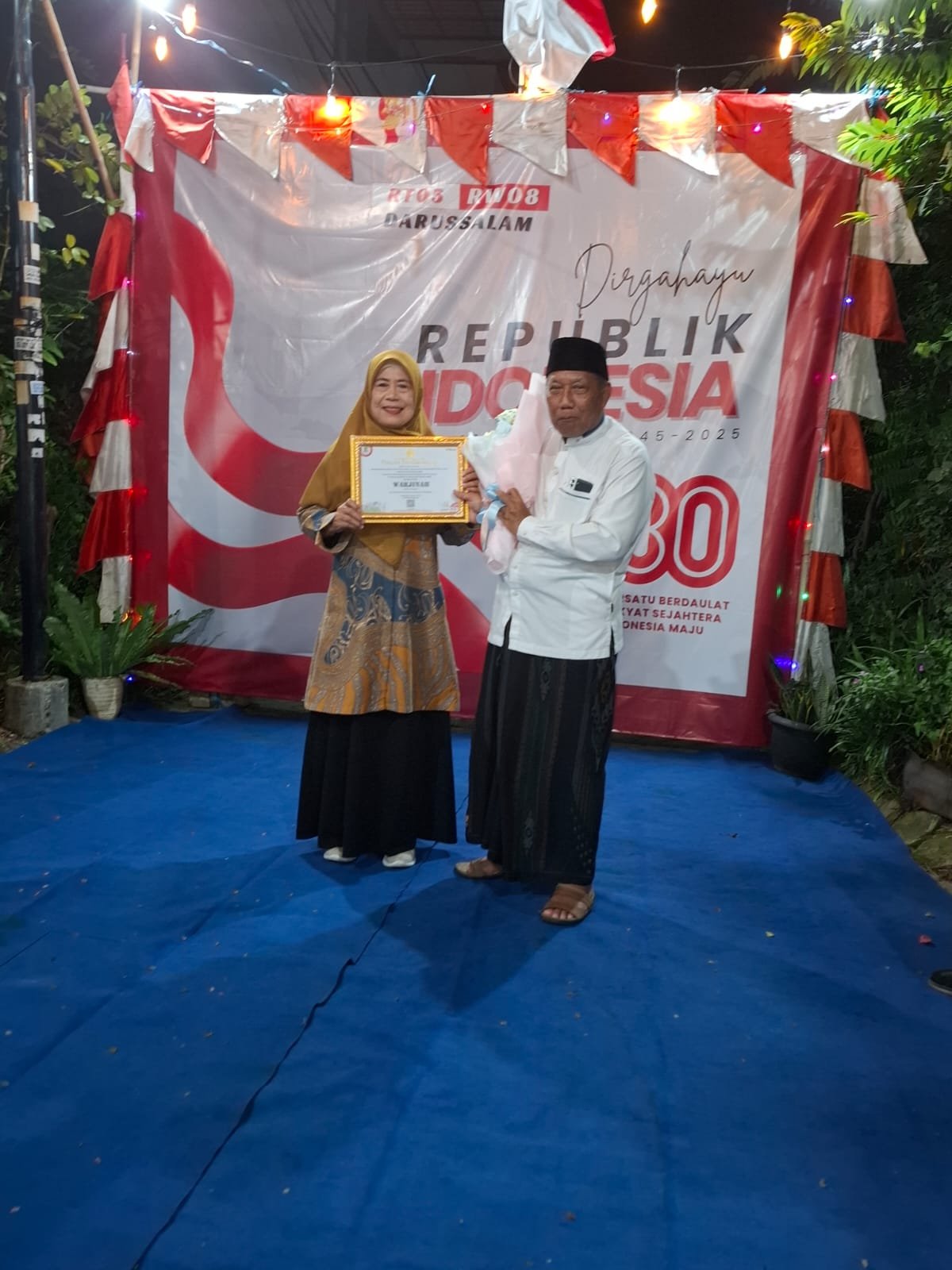 Pembagian hadiah dari perlombaan