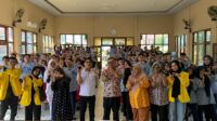 UT Pontianak bersama siswa SMKN 4 menggelar program pelestarian kuliner Kalimantan Barat.
