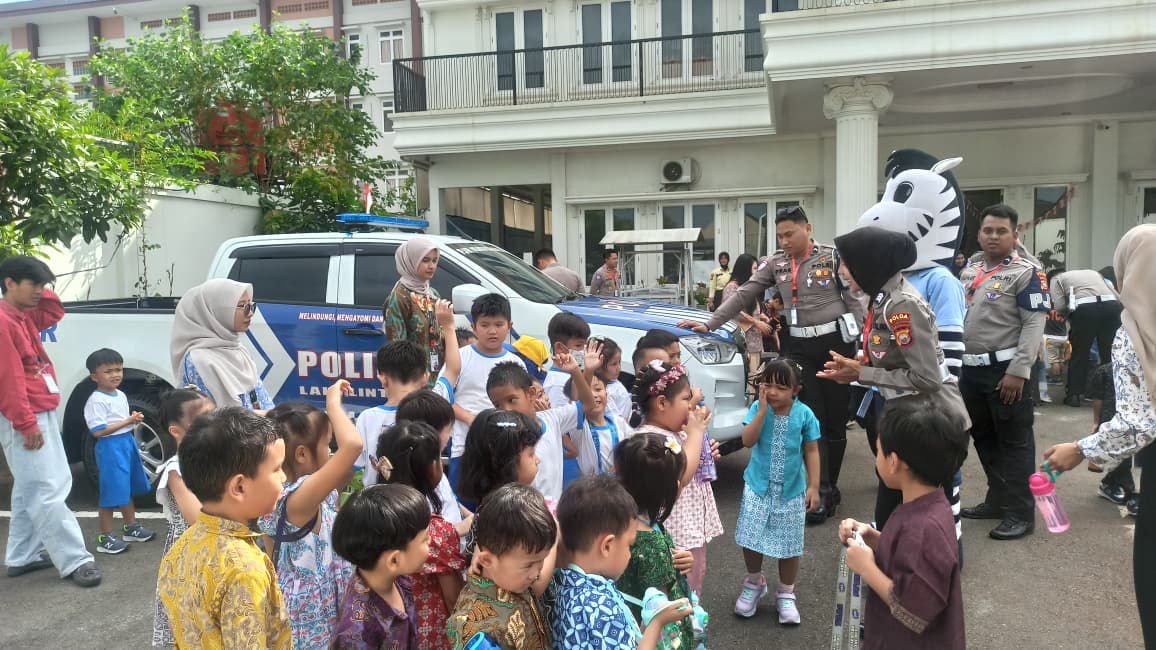 Siswa Didorong Jadi Agen Perubahan Keselamatan Siswa Didorong Jadi Agen Perubahan Keselamatan