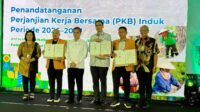 FSPBUN dan PTPN III (Persero) menandatangani PKB Induk 2026–2027 disaksikan Menteri Ketenagakerjaan RI.