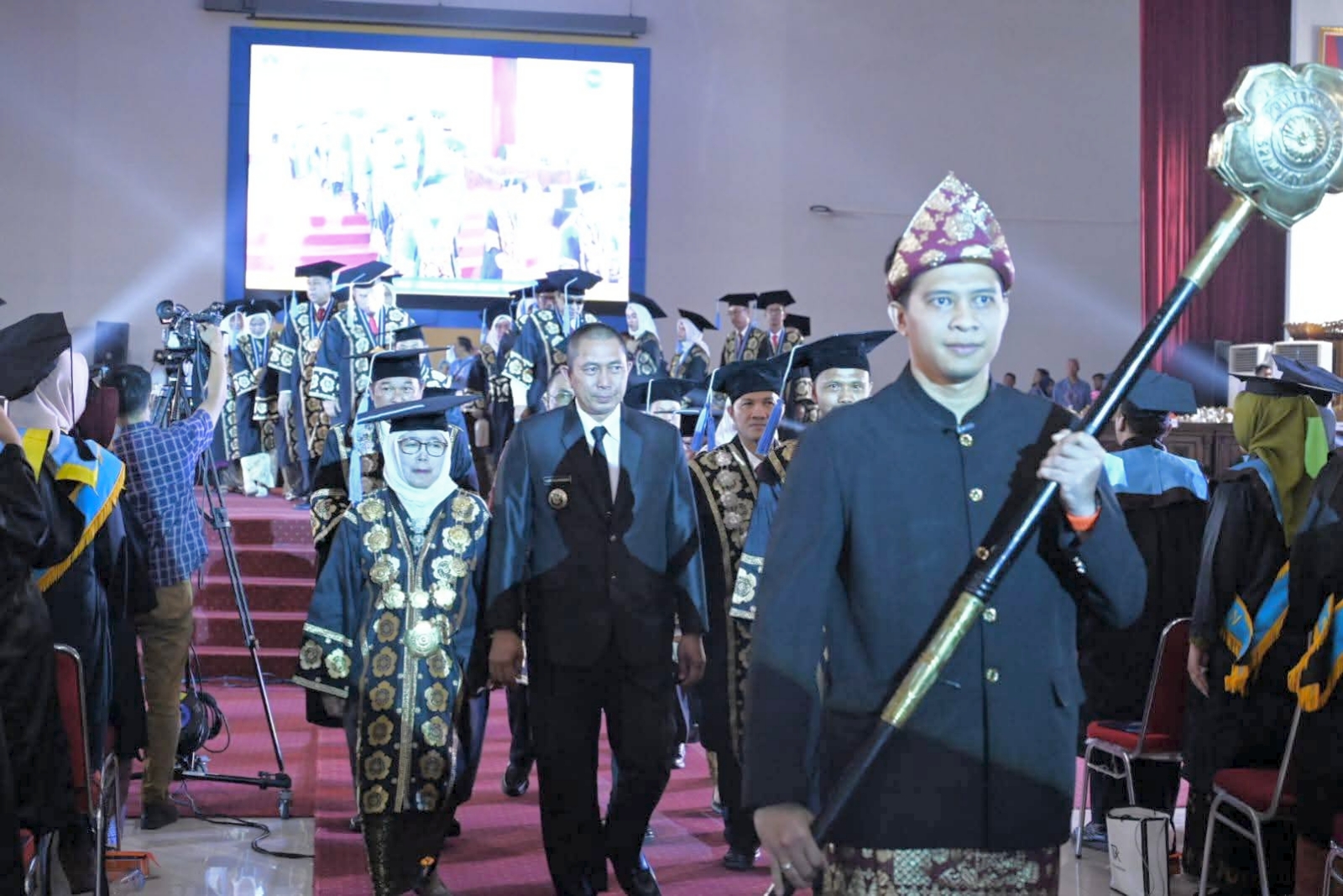 Walikota Pagaralam Hadiri Wisuda Polsri ke-41 Walikota Pagaralam Hadiri Wisuda Polsri ke-41