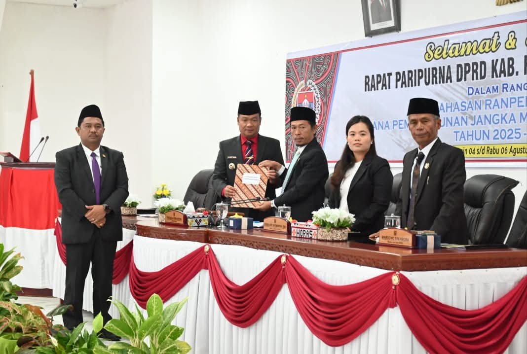 Perda RPJMD Humbahas Resmi Disahkan DPRD Perda RPJMD Humbahas Resmi Disahkan DPRD