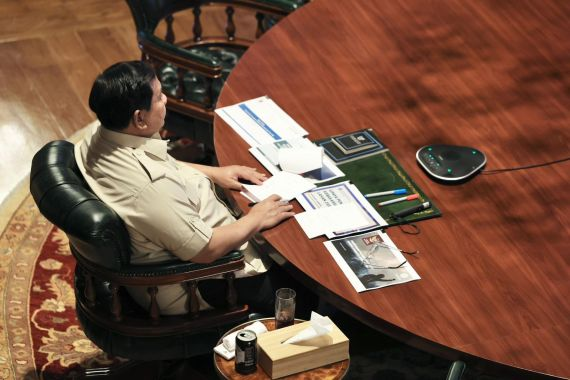 Prabowo Apresiasi Penurunan Kasus Karhutla 2025