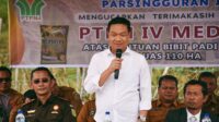Bupati Dr. Oloan P. Nababan, SH, MH