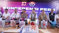 Omzet Miliaran dari Manipulasi Label Beras Diungkap Polda Jabar