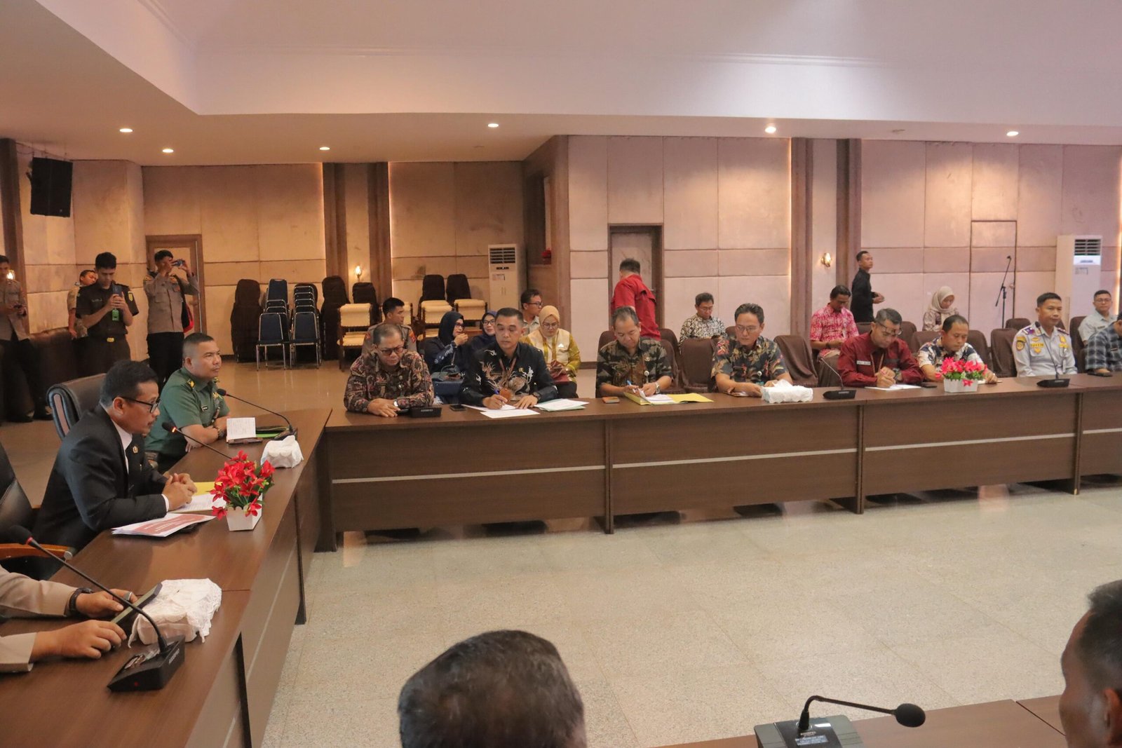 Rapat Pemantapan Panitia Peringatan Hari Ulang Tahun Kemerdekaan Republik Indonesia (HUT RI) ke-80 tingkat Provinsi Babel Tahun 2025.