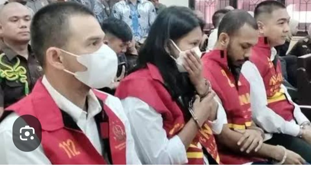 Evan Darma Saputra bersama ketiga terdakwa lainnya