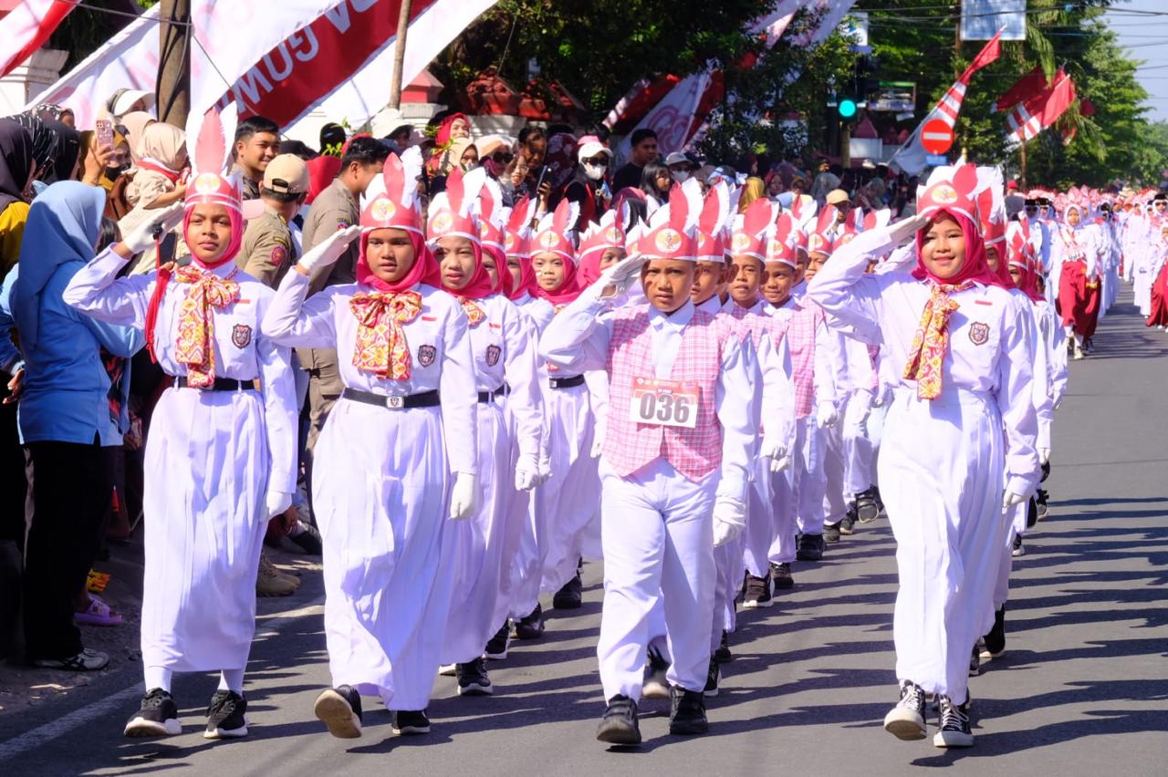 Gerak jalan pelajar di Gowa ramaikan HUT RI ke-80,
