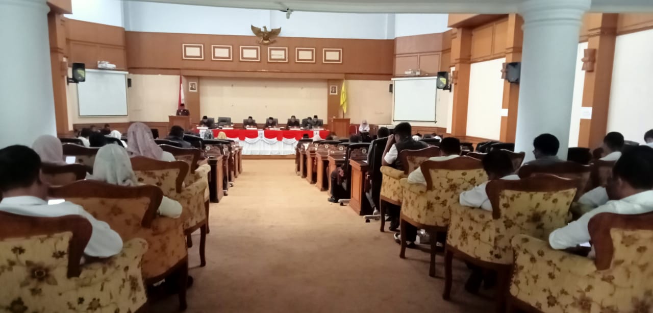 DPRD Kabupaten Majalengka menggelar rapat paripurna untuk menyetujui Rancangan Peraturan Daerah (Raperda) tentang Rencana Pembangunan Jangka Menengah Daerah (RPJMD) 2025–2029, Rabu (13/8/2025).