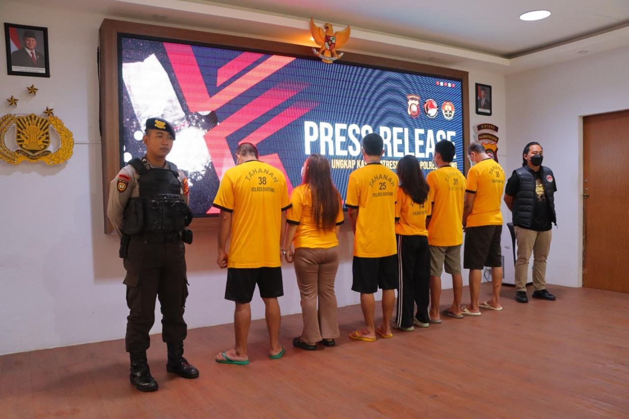 Polres Sintang Tangkap Pria Simpan 540 Butir Ekstasi