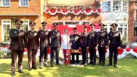 Perwira Polri penerima beasiswa LPDP mengikuti upacara HUT RI ke-80 di KBRI London.