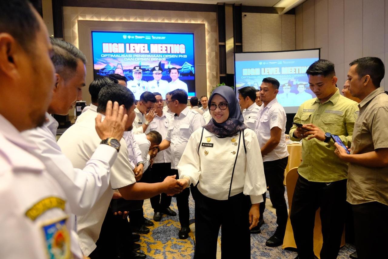 Pemkab Gowa menargetkan penerimaan opsen PKB Rp56 miliar dan BBNKB Rp46 miliar tahun 2025