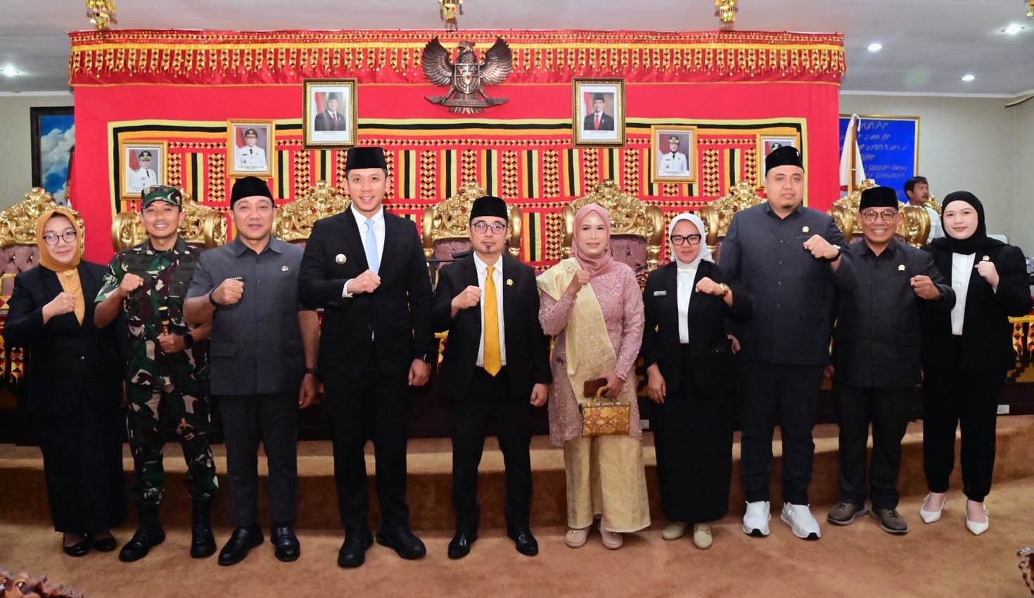 Ahmad Al Ahran resmi dilantik sebagai Anggota DPRD Lampung Selatan menggantikan almarhum Made Sukintre.