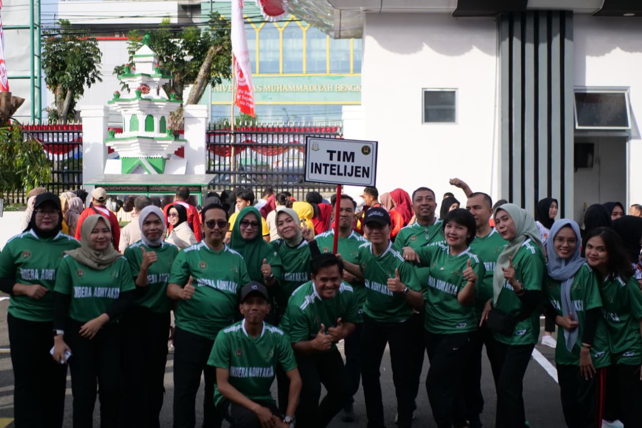 Kejati Bengkulu menggelar Pekan Olahraga memperingati HUT Kejaksaan RI ke-80. Kejati Bengkulu menggelar Pekan Olahraga memperingati HUT Kejaksaan RI ke-80.