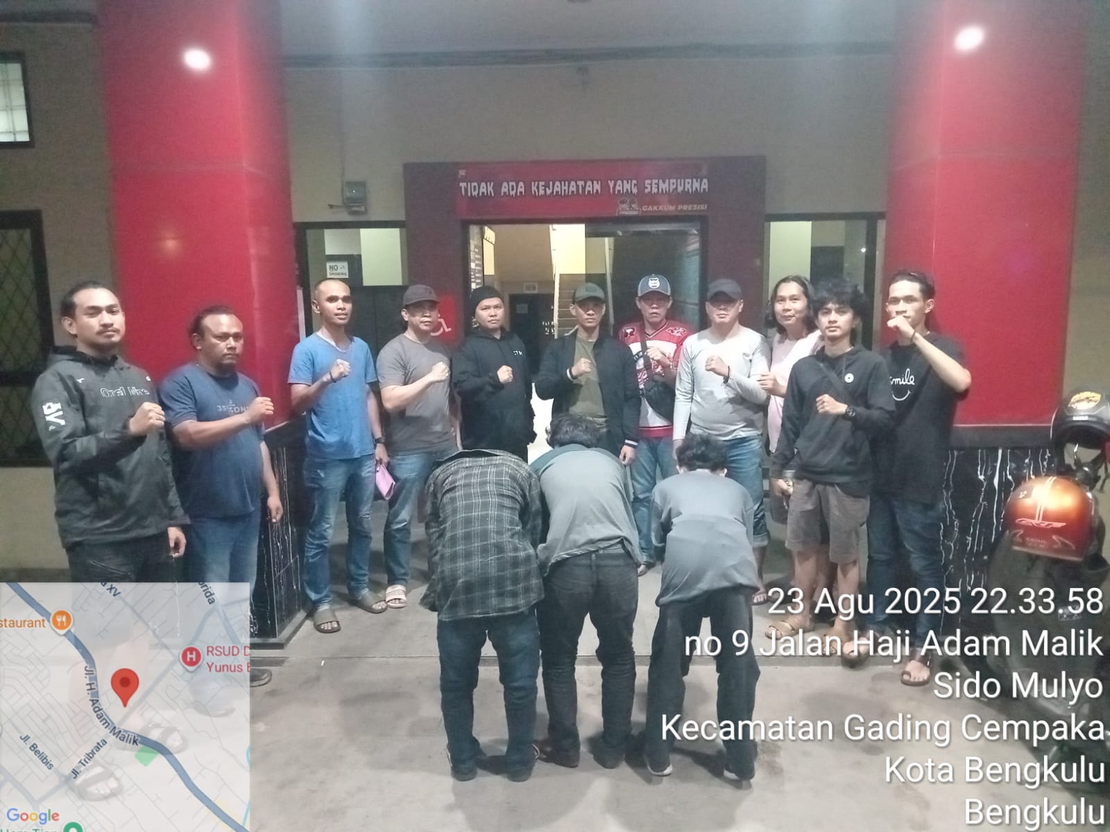 Subdit Jatanras Polda Bengkulu bersama Polres Seluma menangkap tiga pelaku curas terhadap pelajar di Sukaraja. Pelaku diamankan kurang dari 24 jam.