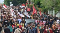 Kapolda Bengkulu Irjen Pol. Mardiyono turun langsung mengawal unjuk rasa di DPRD Bengkulu.