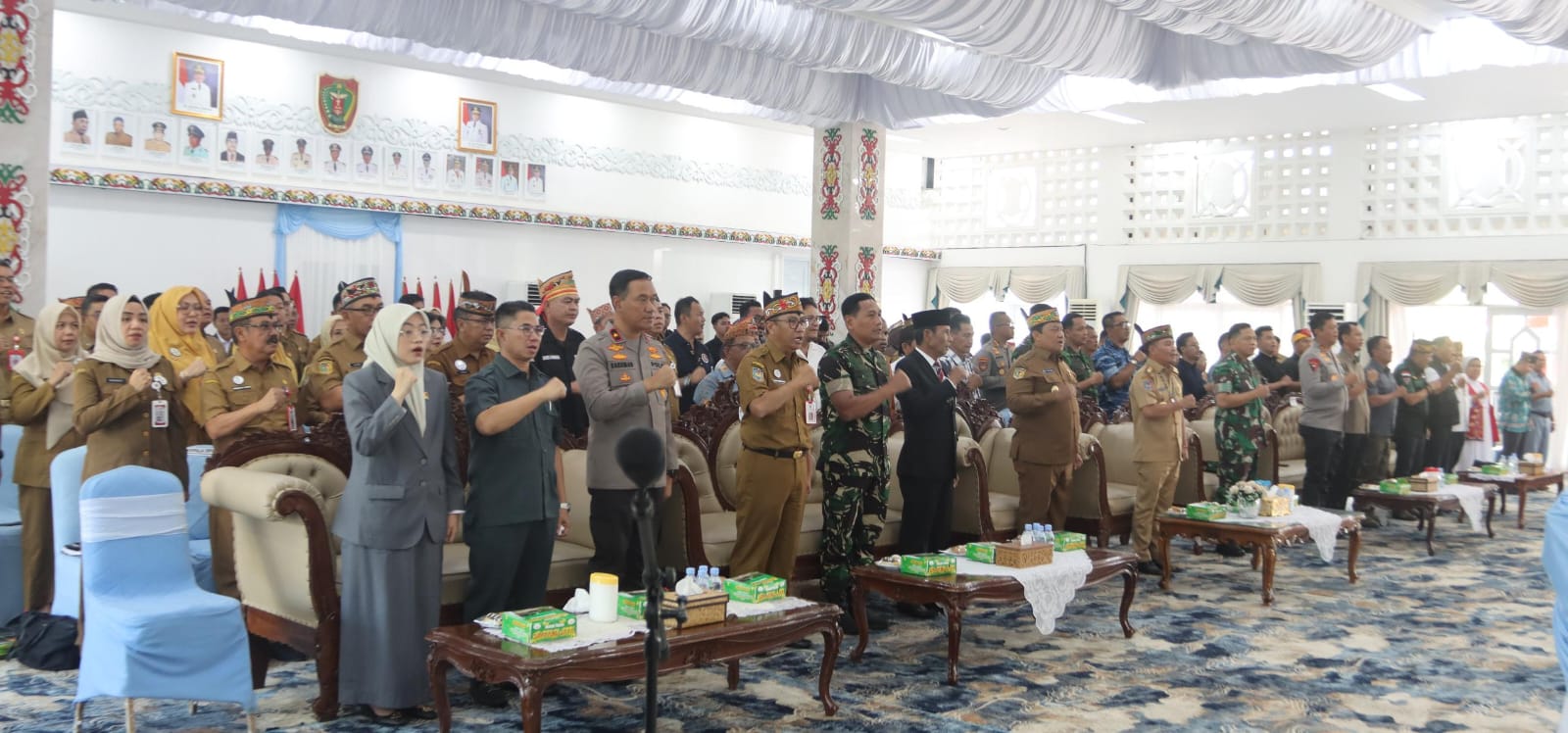 Kapolda Kalteng dan Gubernur gelar doa lintas agama di Palangka Raya.