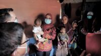 Pemkab Gowa bersama Tim Lacak turun langsung intervensi keluarga miskin ekstrem dengan bantuan pangan, usaha, kesehatan, hingga perbaikan rumah.