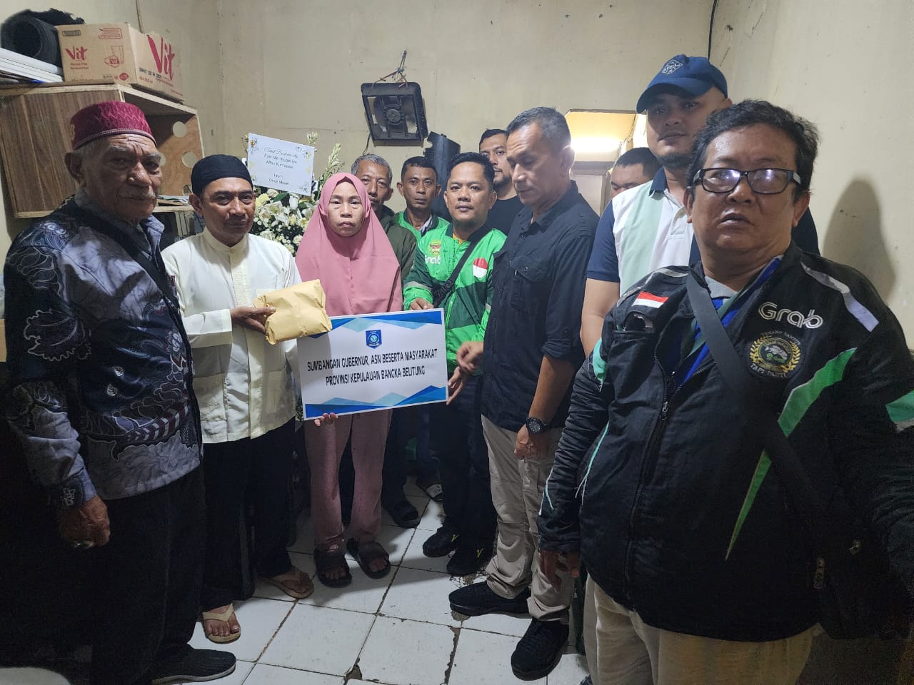 Utusan Gubernur Hidayat ke keluarga almarhum Affan