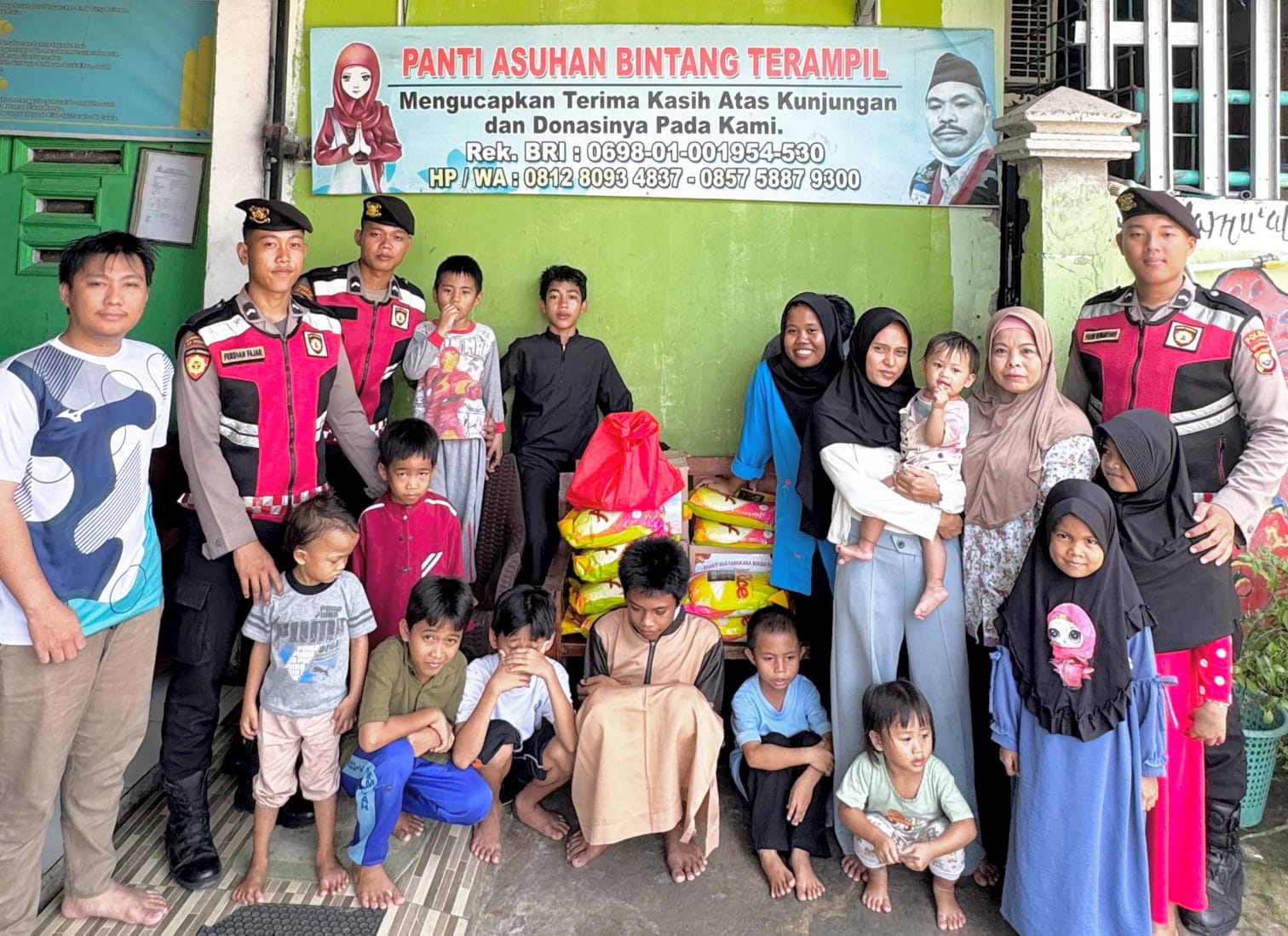 https://harapanrakyatonline.com/dalmas-polda-bengkulu-gelar-baksos-di-dua-panti-asuhan/