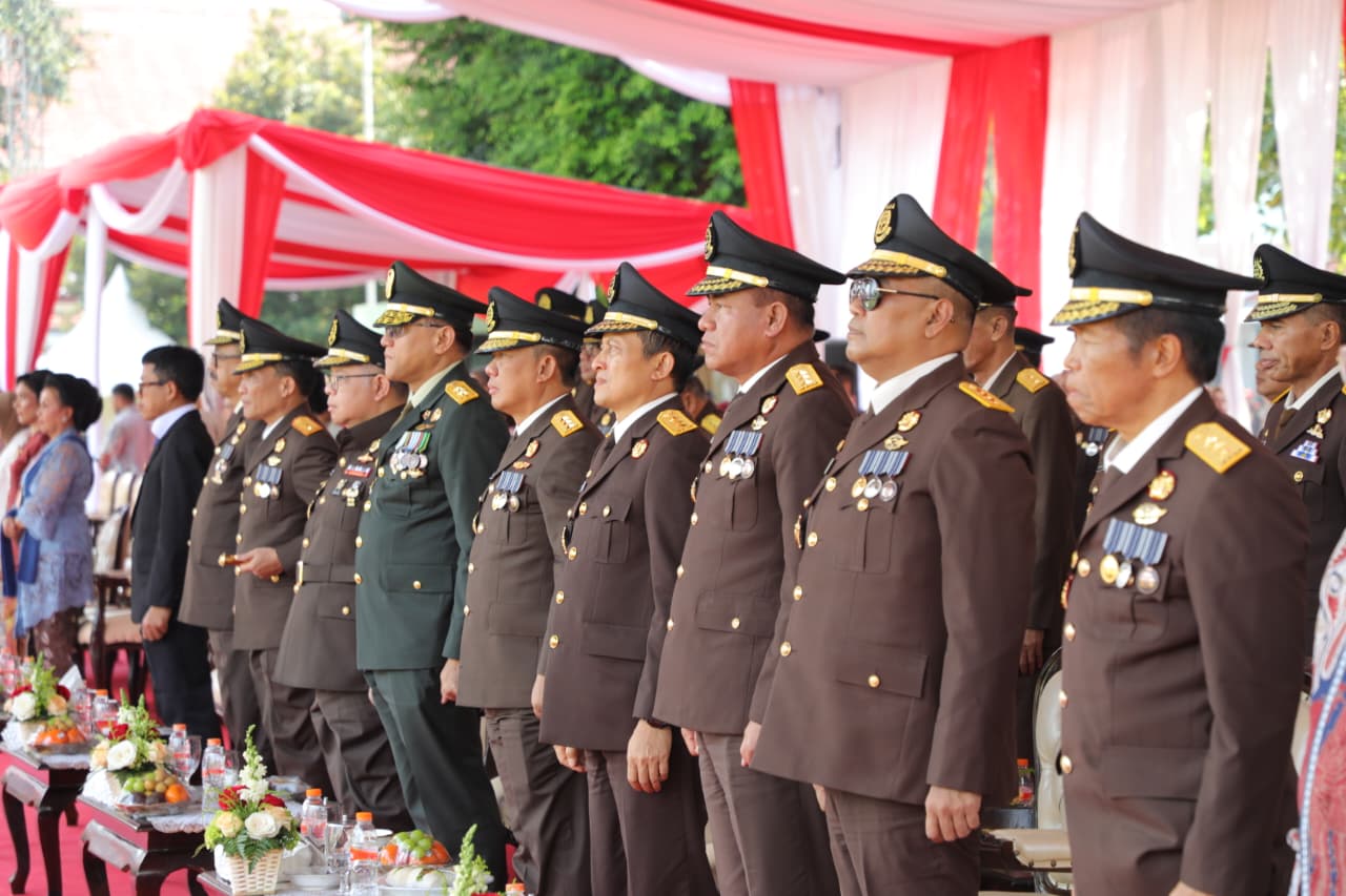 Jaksa Baru Diminta Junjung Integritas dan Moral Jaksa Baru Diminta Junjung Integritas dan Moral