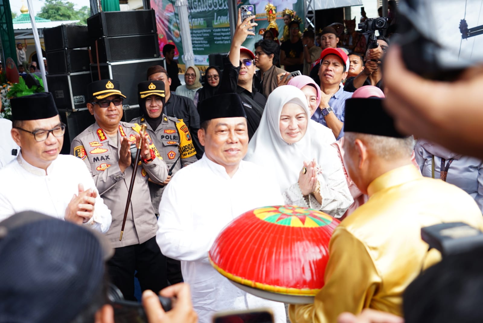 Festival Nganggung di Pangkalpinang meriahkan Maulid Nabi 1446 H.