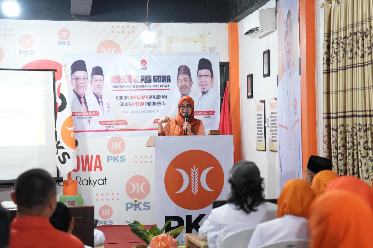Bupati Gowa, Sitti Husniah Talenrang, mengajak PKS Gowa memperkuat kolaborasi dengan pemerintah melalui Musda VI PKS. Bupati Gowa, Sitti Husniah Talenrang, mengajak PKS Gowa memperkuat kolaborasi dengan pemerintah melalui Musda VI PKS.