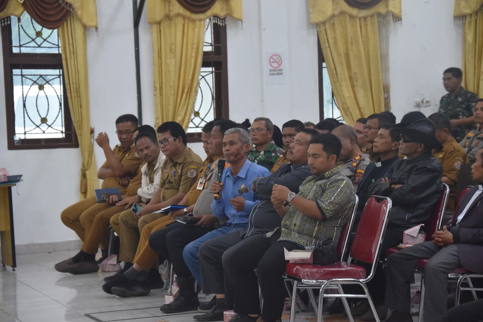 Sosialisasi pemetaan tanah di tiga kecamatan. Sosialisasi pemetaan tanah di tiga kecamatan.