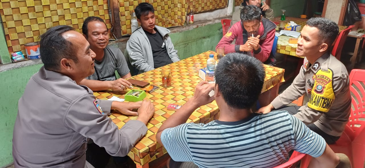 Polres Humbahas ajak warga Desa Purba Manalu jadi “polisi bagi diri sendiri” lewat pembinaan Sat Binmas.