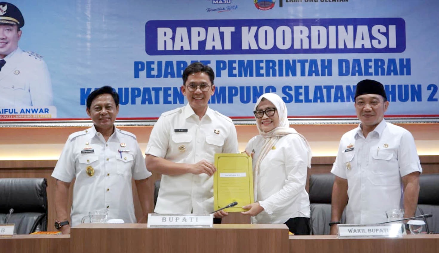 Bupati Lampung Selatan Radityo Egi Pratama menunjuk Intji Indriati sebagai Plt Kadis Pariwisata menggantikan Kurnia Oktaviani yang pindah tugas ke Kabupaten Pesawaran.