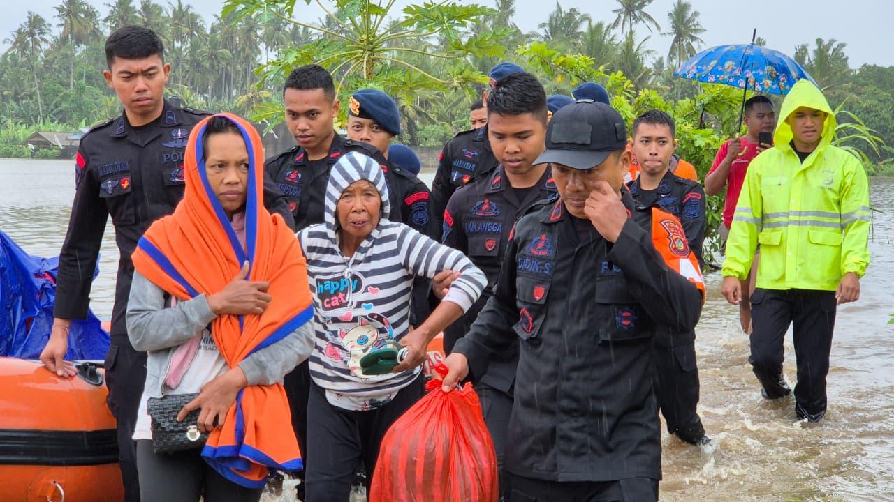 Polri siapkan bantuan logistik, posko darurat, dan program trauma healing untuk korban banjir dan longsor di Bali.
