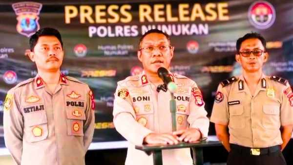Kapolres Nunukan AKBP Bonifasius Rumbewas tegaskan dua polisi kasus narkoba belum bebas.