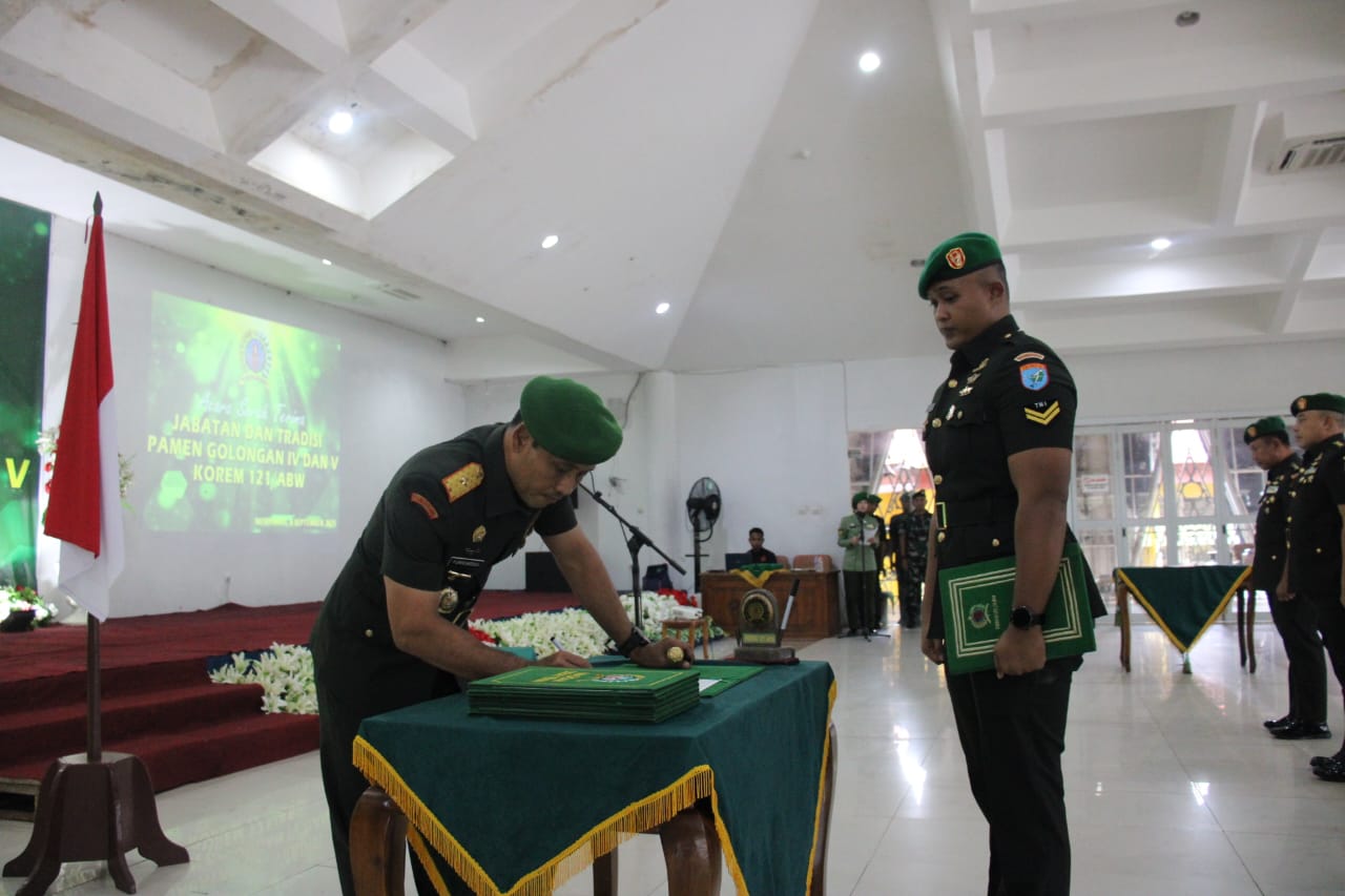 Danrem 121/Abw Purnomosidi Pimpin Sertijab 7 Jabatan Strategis di Mempawah