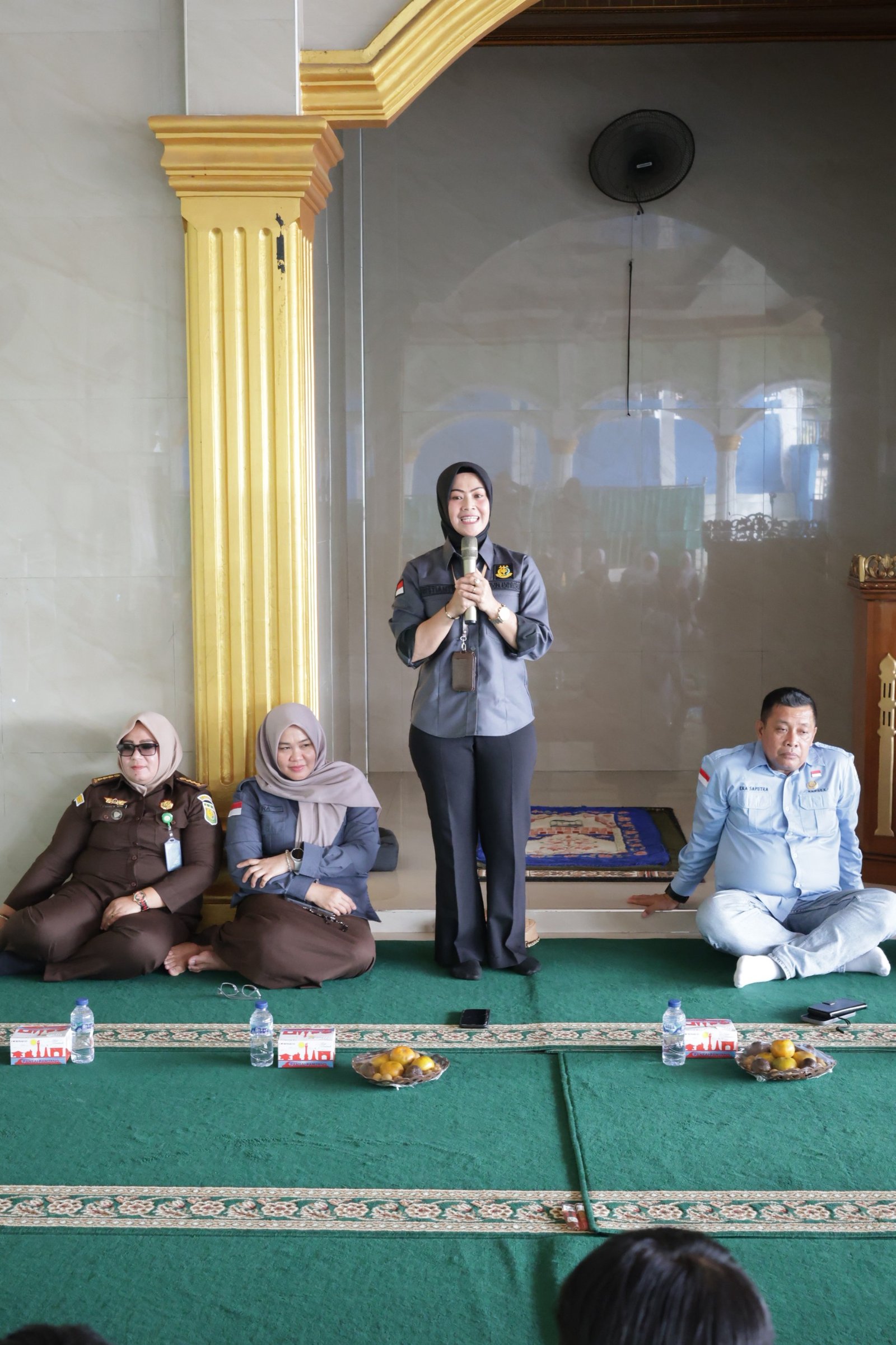 Kejaksaan Tinggi Bengkulu memberi edukasi hukum sejak dini kepada pelajar agar terhindar dari tindak pidana dan bijak menggunakan media sosial.