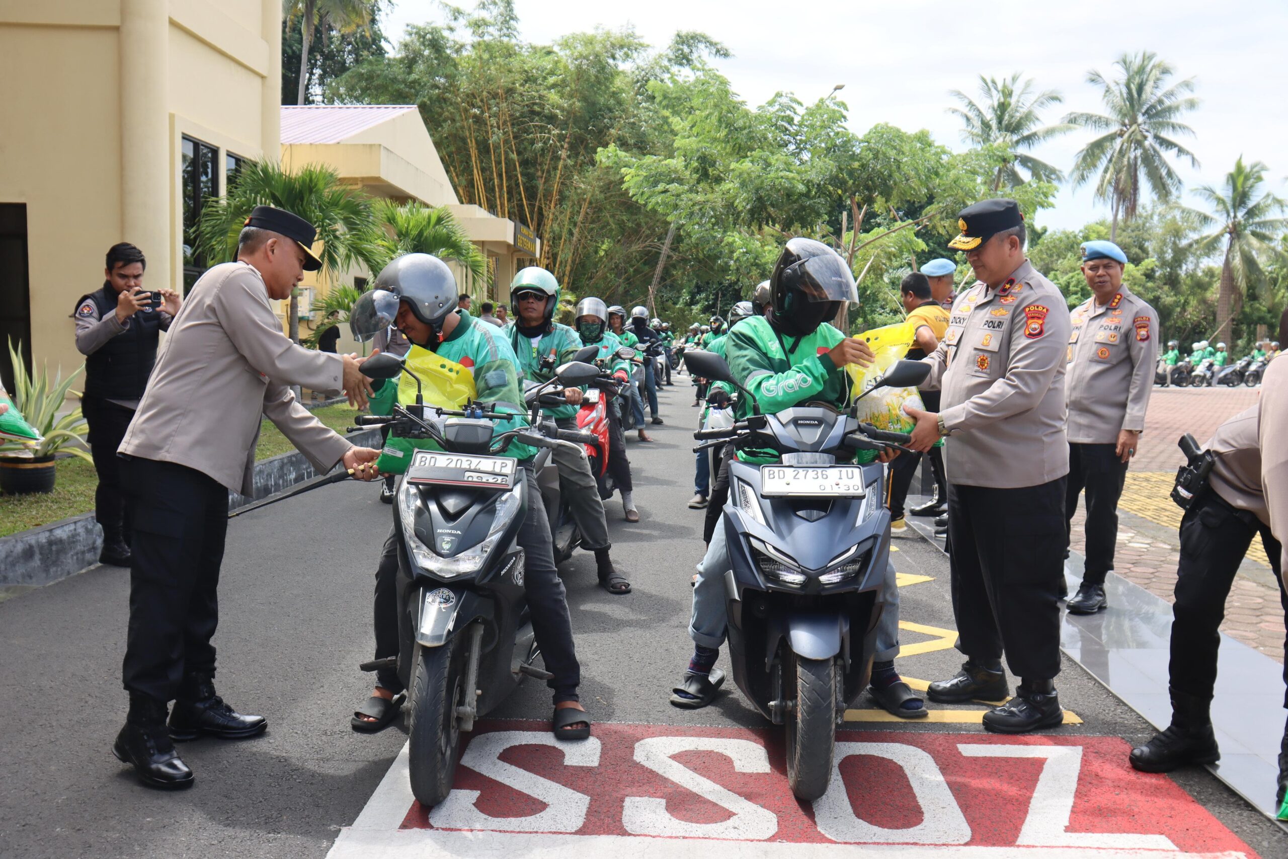 Polri Hadir untuk Rakyat Lewat Aksi Sosial di Bengkulu