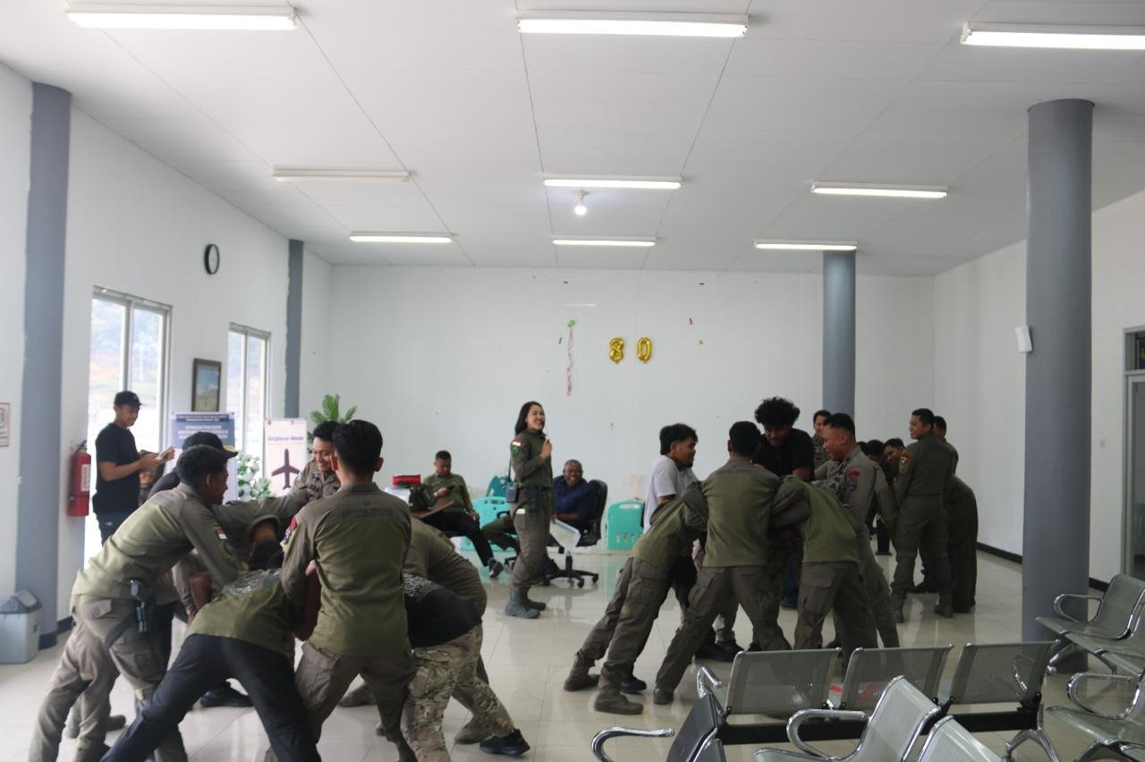 Program ini memperkuat mental dan fisik anggota demi menjaga kedamaian Papua. Program ini memperkuat mental dan fisik anggota demi menjaga kedamaian Papua.