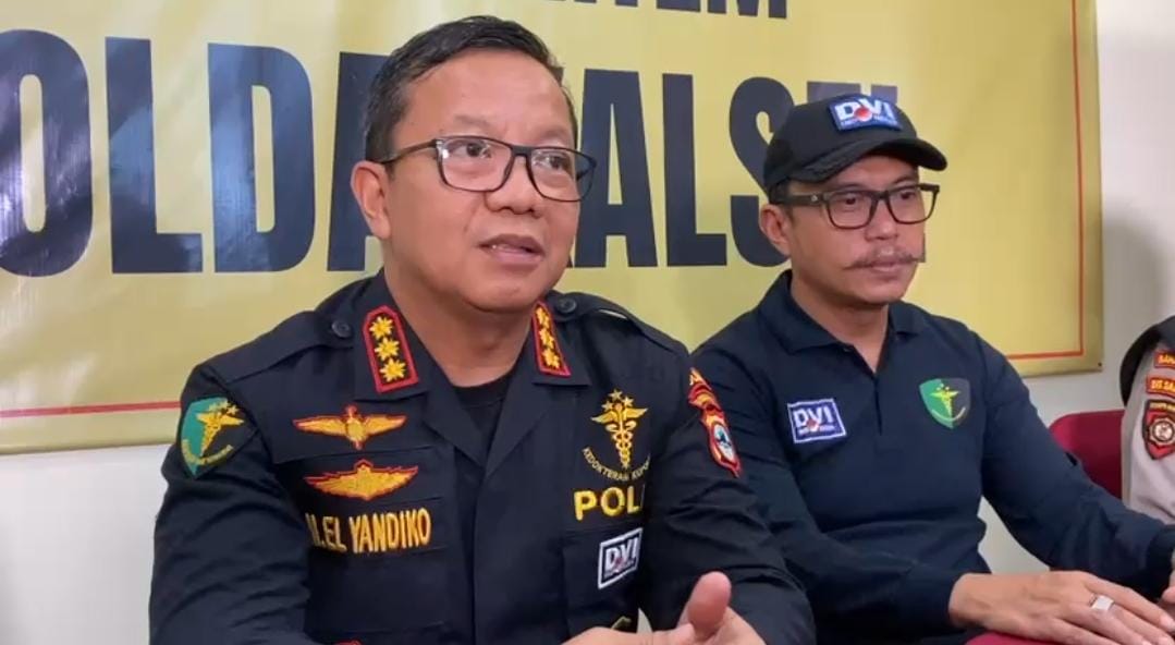 Kabiddokkes Polda Kalsel Kombes M. El Yandiko menyampaikan proses identifikasi delapan korban kecelakaan helikopter BK-117 D3 yang jatuh di Kecamatan Mentewe, Kabupaten Bumbu, Kalimantan Selatan (Kalsel), resmi selesai.