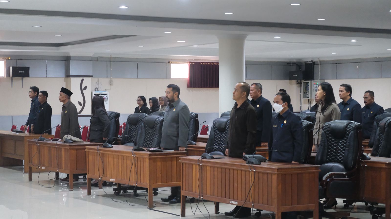Waka Polres Sintang Rapat Paripurna APBD 2025