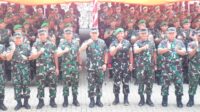 Pangdam XII/Tpr Mayjen TNI Jamallulael bersama Danrem 121/Abw Brigjen TNI Purnomosidi meninjau Yonif TP 833 Sanggau.