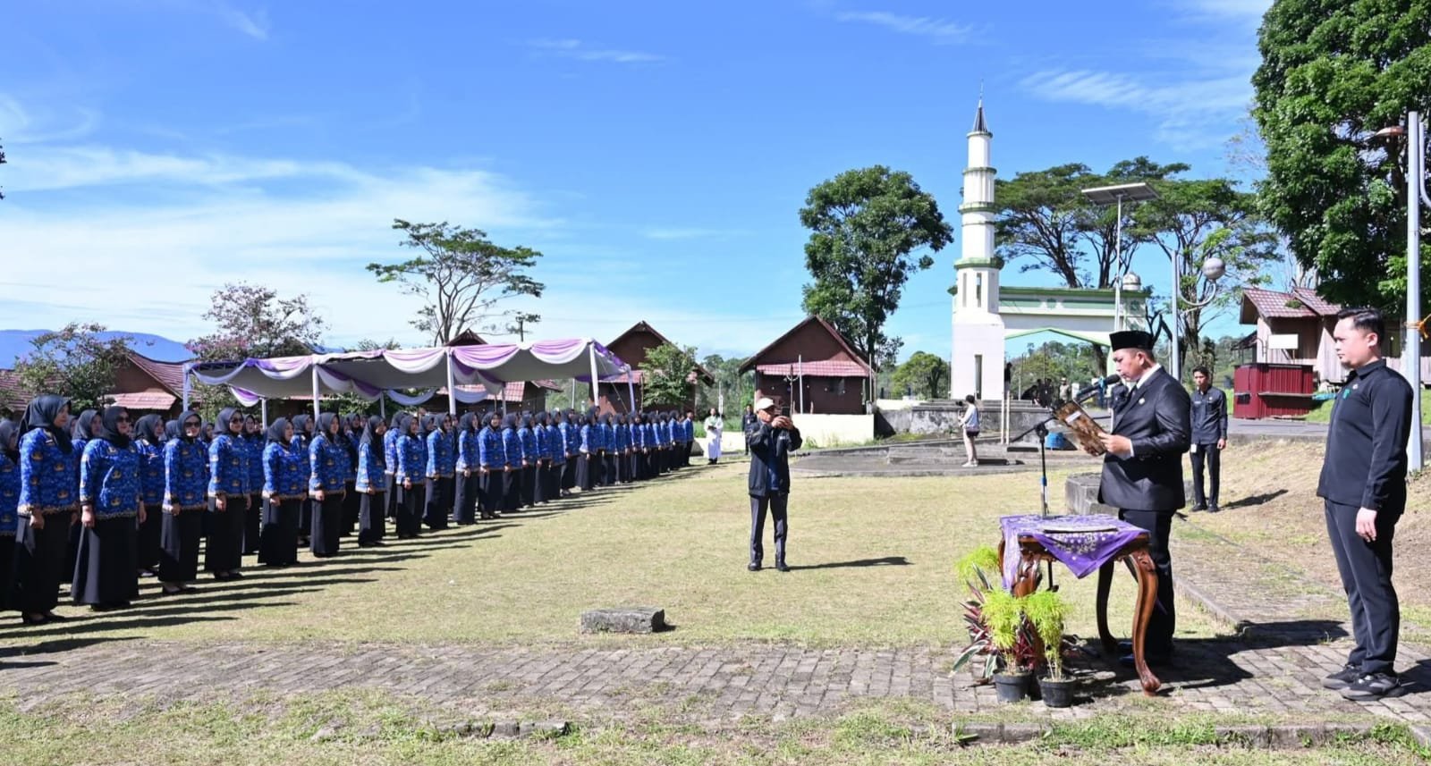 Wali Kota Ludi Oliansyah menegaskan komitmen meningkatkan pelayanan publik. Wali Kota Ludi Oliansyah menegaskan komitmen meningkatkan pelayanan publik.