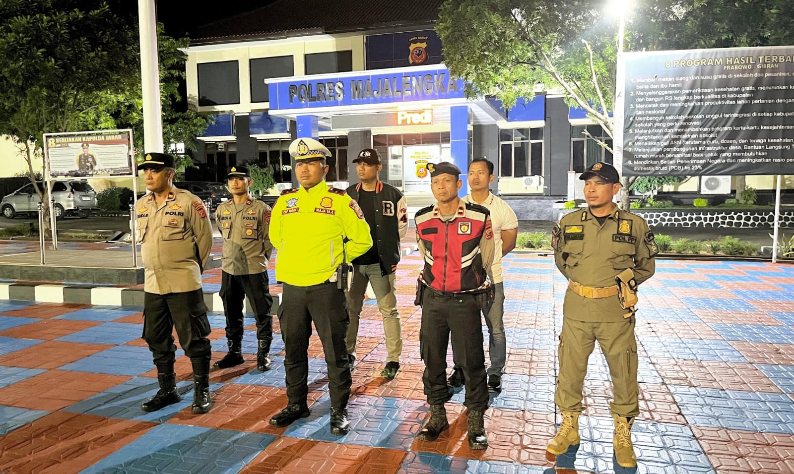 Polres Majalengka bersama TNI, Satpol PP, dan Dishub gelar Apel KRYD gabungan untuk menekan kriminalitas dan menjaga keamanan wilayah.